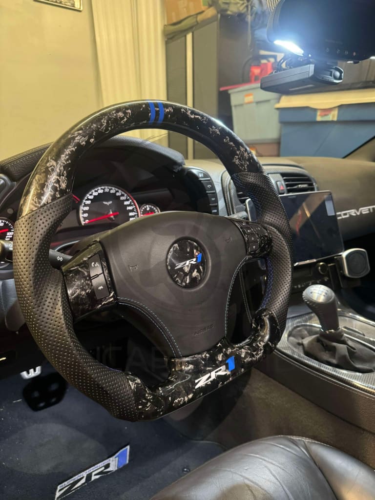2006-2013 C6 Chevrolet Corvette Carbon Fiber Steering Wheel